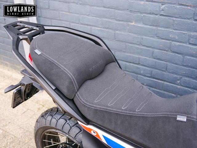moto-guzzi - stelvio-duecento-tributo