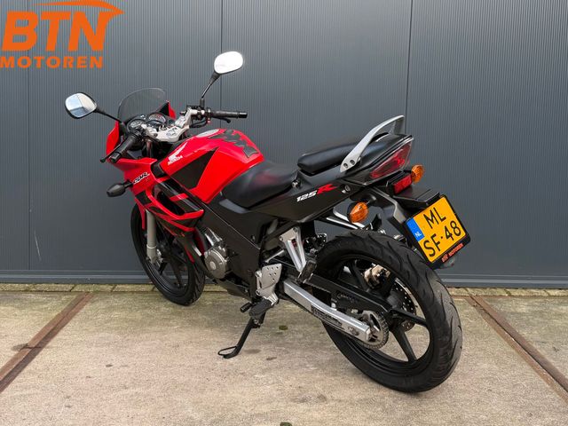 honda - cbr-125-r