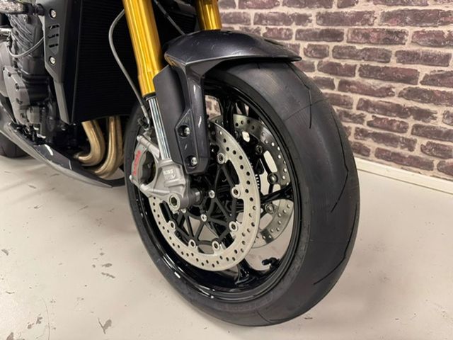 triumph - speed-triple-1200-rs