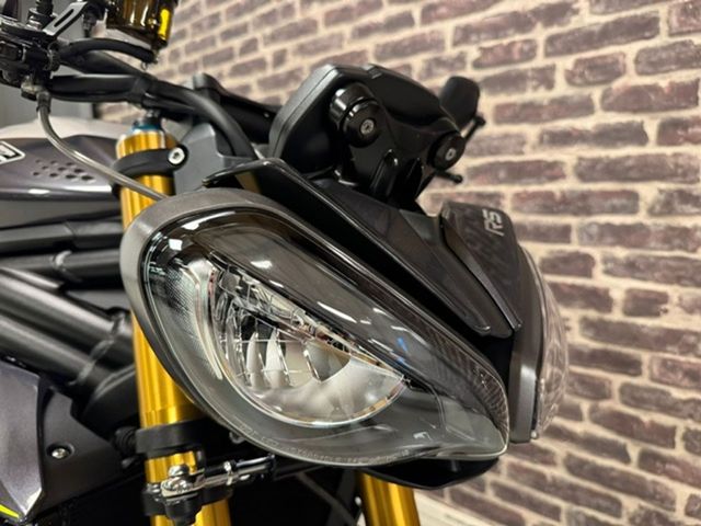 triumph - speed-triple-1200-rs