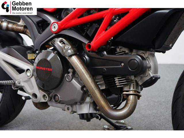 ducati - monster-696