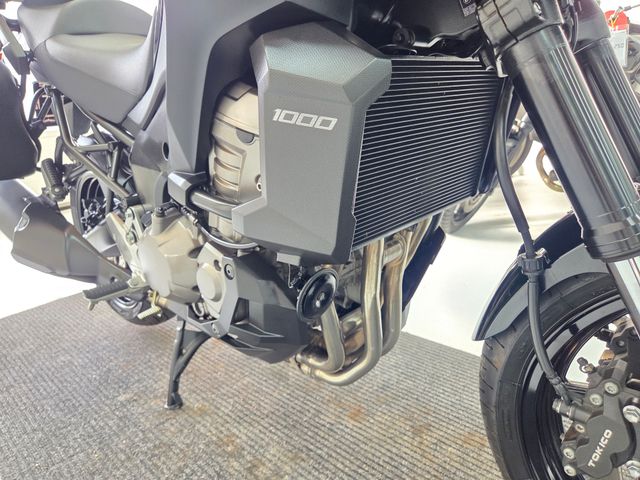 kawasaki - versys-1000-grand-tourer