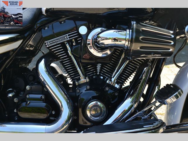harley-davidson - road-glide-cvo-fltrxse