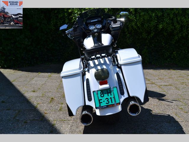 harley-davidson - road-glide-cvo-fltrxse