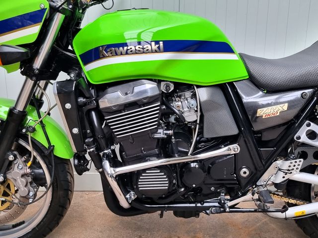 kawasaki - zrx-1100