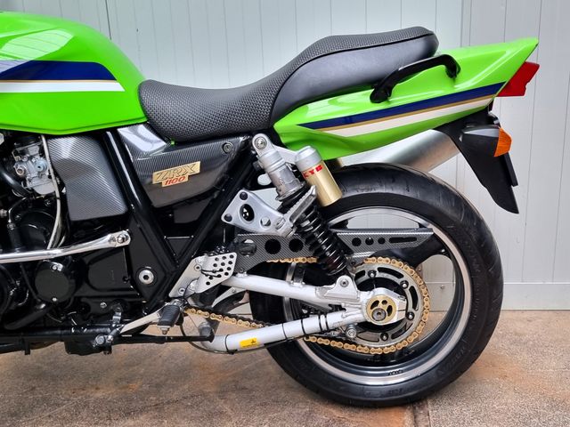 kawasaki - zrx-1100
