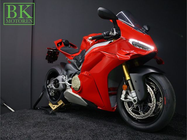 ducati - panigale-v4-s