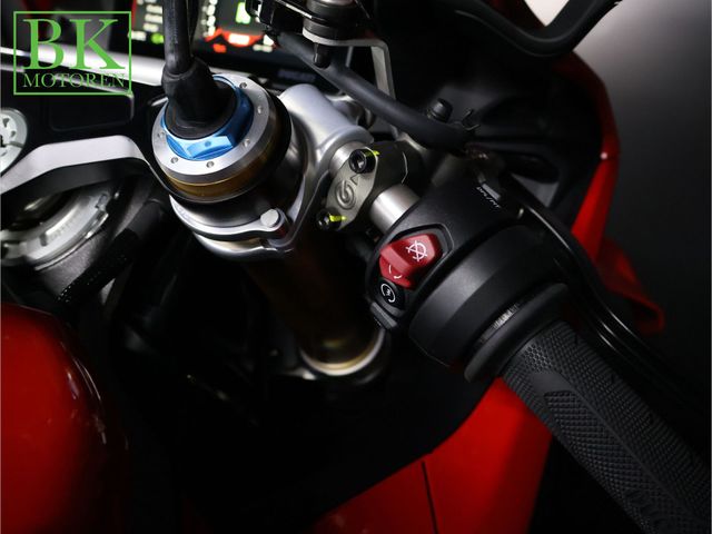 ducati - panigale-v4-s