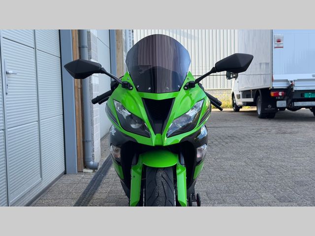 kawasaki - ninja-zx-6r