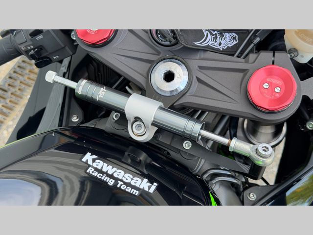 kawasaki - ninja-zx-6r