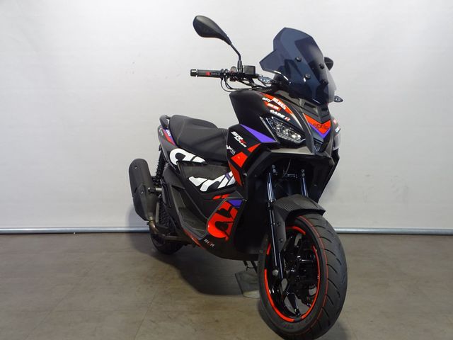 aprilia - sr-gt-200