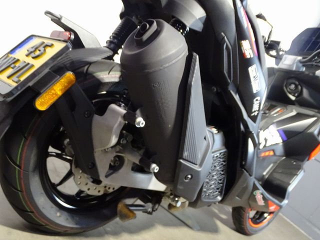 aprilia - sr-gt-200