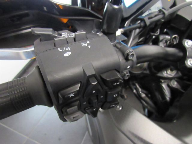 honda - crf-1100-l-africa-twin-adventure-sports