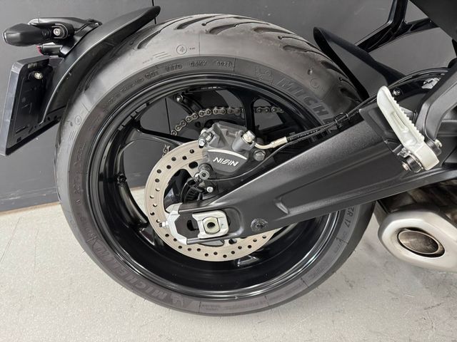 triumph - trident-660