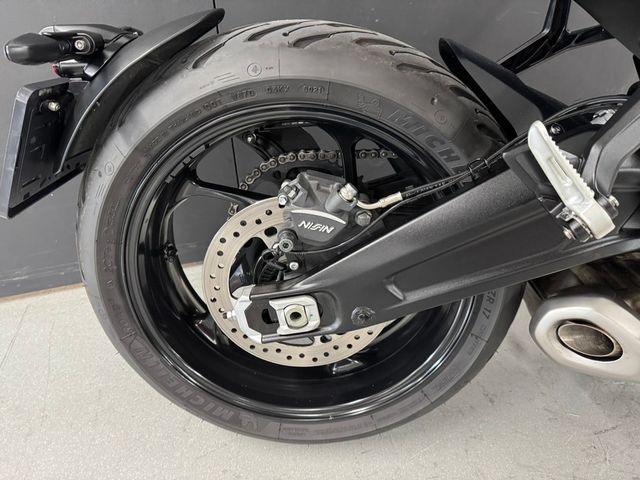 triumph - trident-660