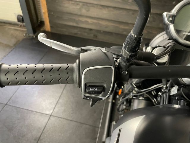 moto-guzzi - v-9-bobber