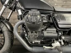 Moto Guzzi V9 Bobber Matt Nero Essenziale E5 2022 occasion – foto 12 van 16