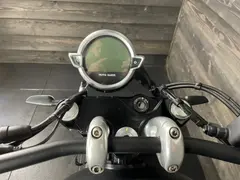 Moto Guzzi V9 Bobber Matt Nero Essenziale E5 2022 occasion – foto 15 van 16
