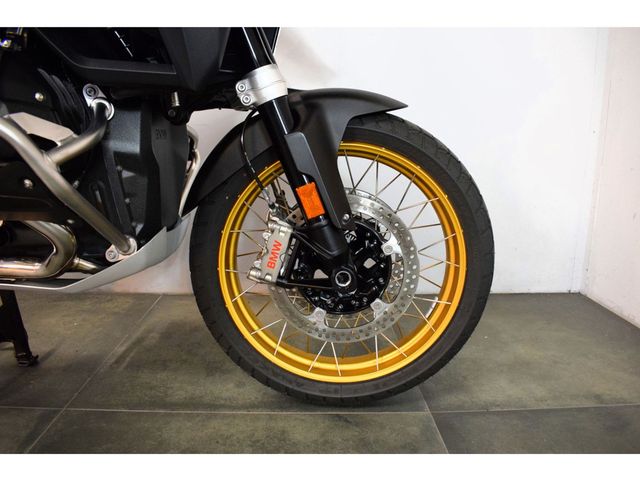 bmw - r-1300-gs-adventure