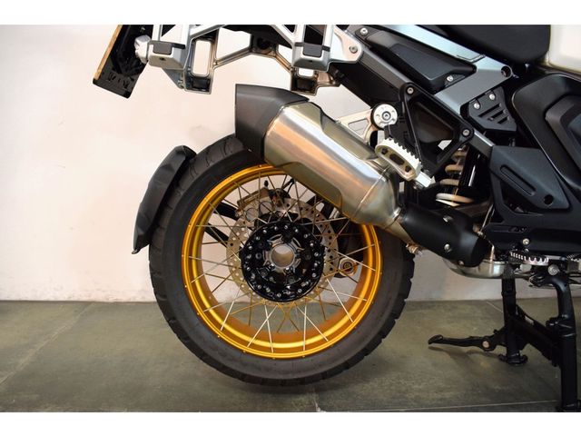 bmw - r-1300-gs-adventure