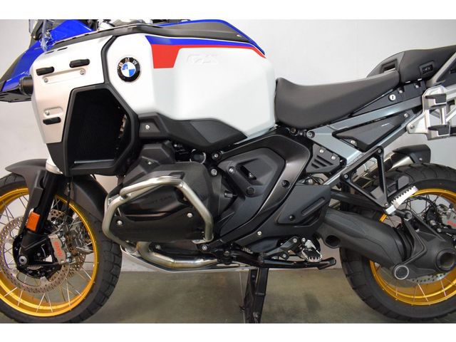 bmw - r-1300-gs-adventure
