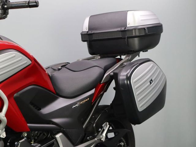 honda - nc-750-x-dct