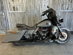 HARLEY-DAVIDSON STREET GLIDE CVO FLHXSE