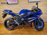 YAMAHA YZF R1