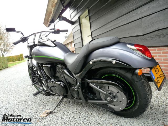 kawasaki - vn-900-custom