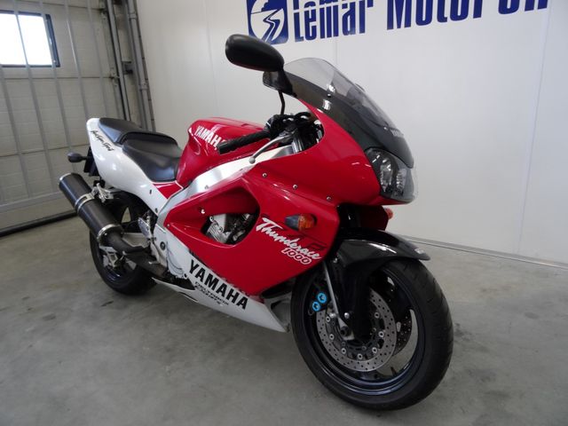 yamaha - yzf-1000-r-thunderace