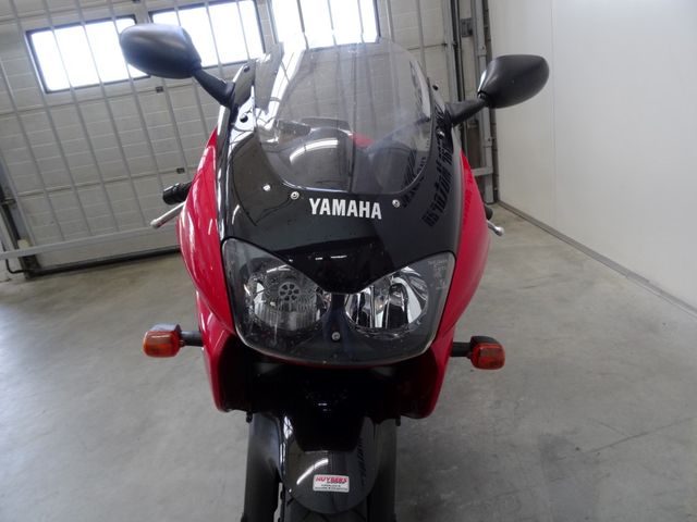 yamaha - yzf-1000-r-thunderace