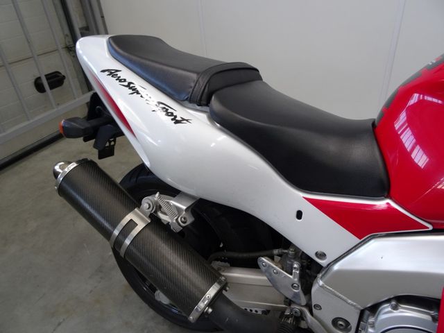 yamaha - yzf-1000-r-thunderace