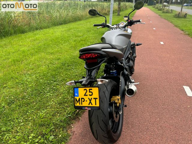 triumph - street-triple-675