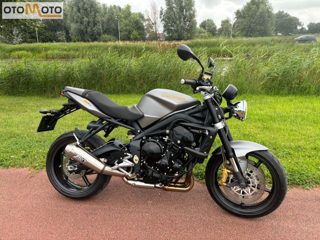 triumph - street-triple-675
