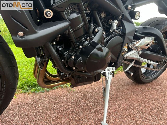 triumph - street-triple-675