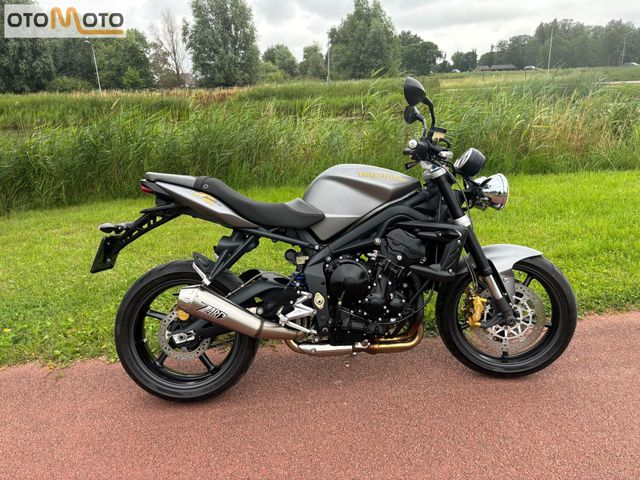 triumph - street-triple-675