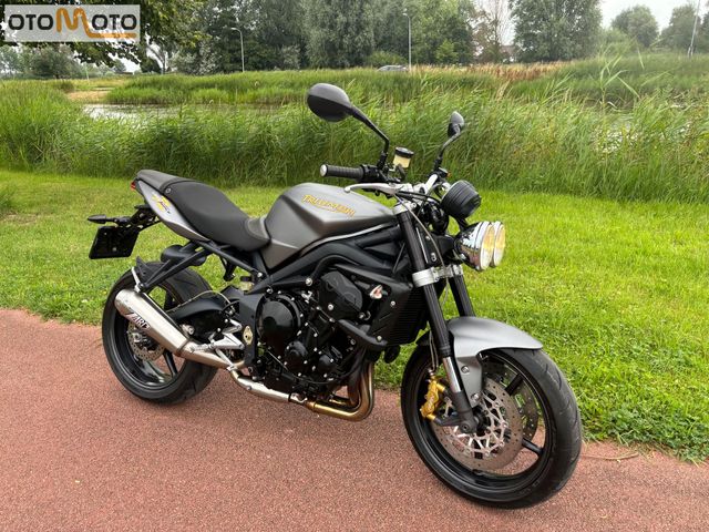 triumph - street-triple-675