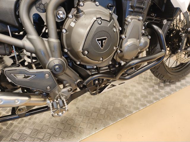 triumph - tiger-1200-xca