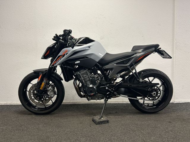 ktm - 790-duke