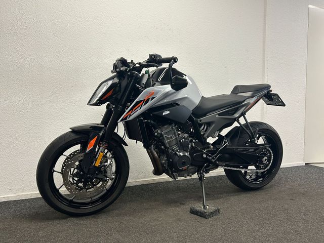 ktm - 790-duke