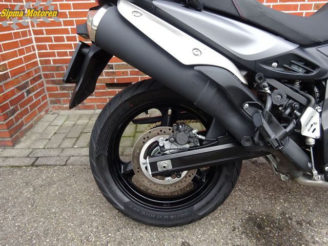 suzuki - v-strom-650-a-touring