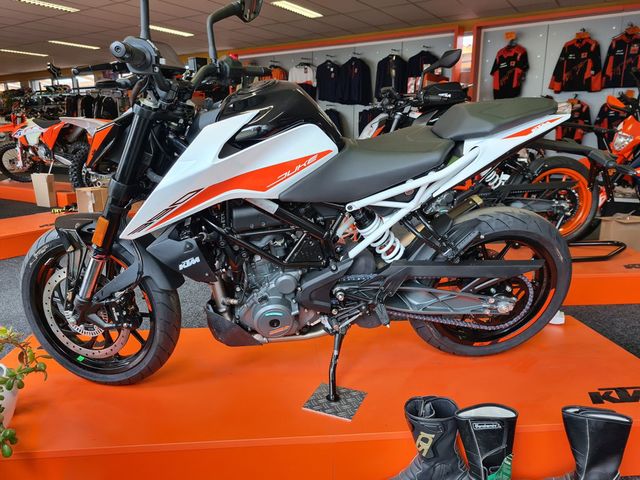 ktm - 390-duke-abs