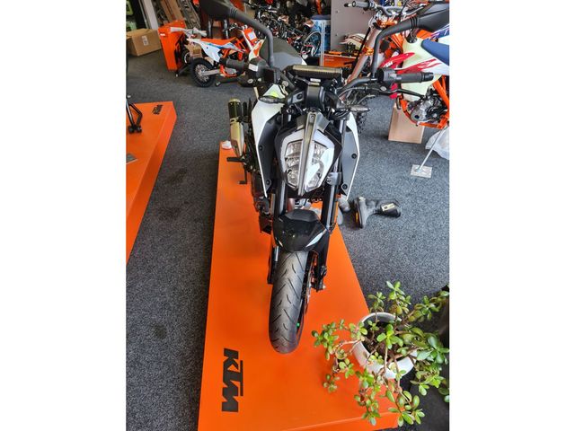 ktm - 390-duke-abs
