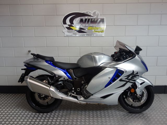 suzuki - gsx-r-1300-hayabusa