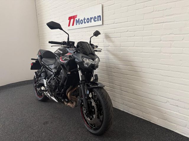kawasaki - z650