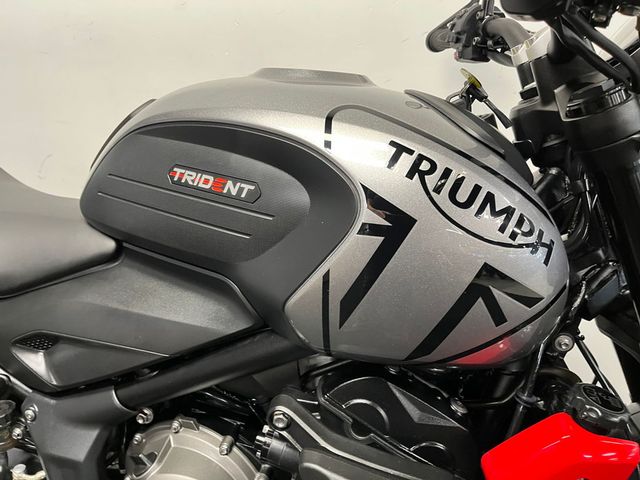 triumph - trident-660