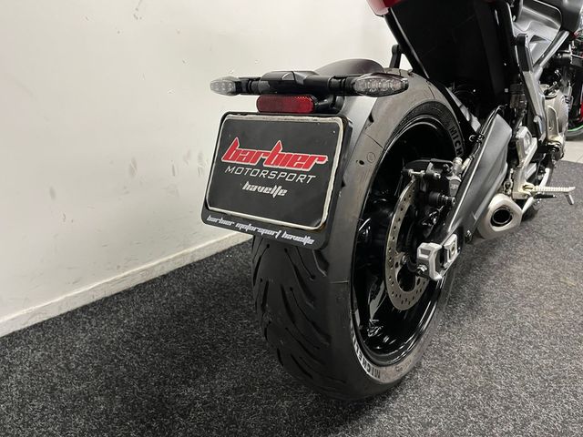 triumph - trident-660