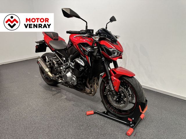 kawasaki - z900