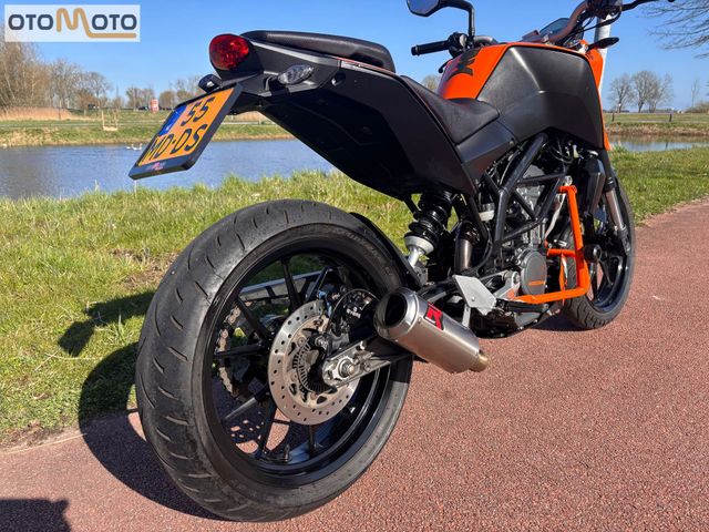 ktm - 125-duke