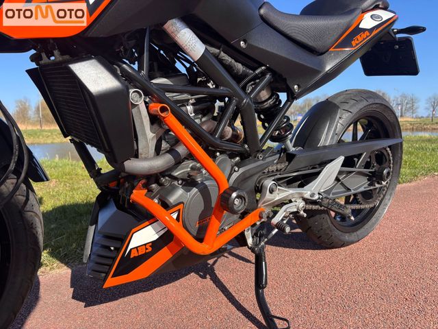 ktm - 125-duke